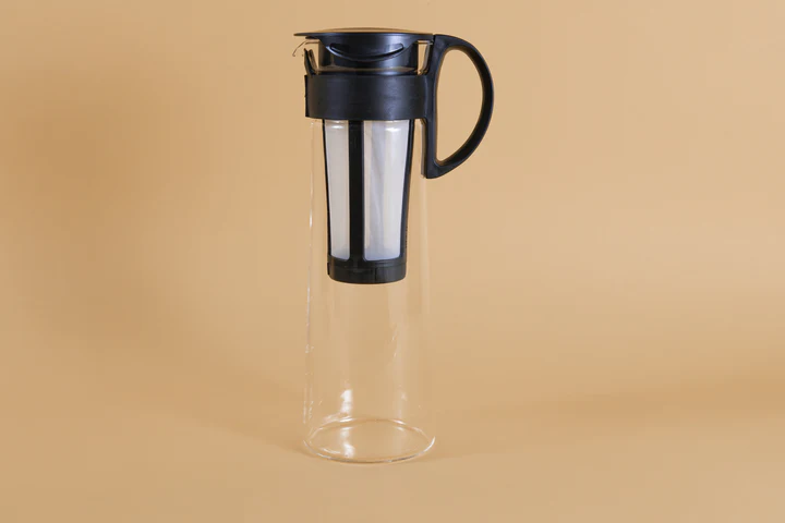 mizadushi coffeemaker set against a tan or brown backdrop as example of one of our great coffee gifts